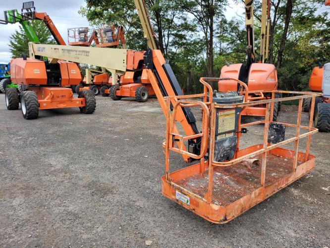 JLG 860SJ