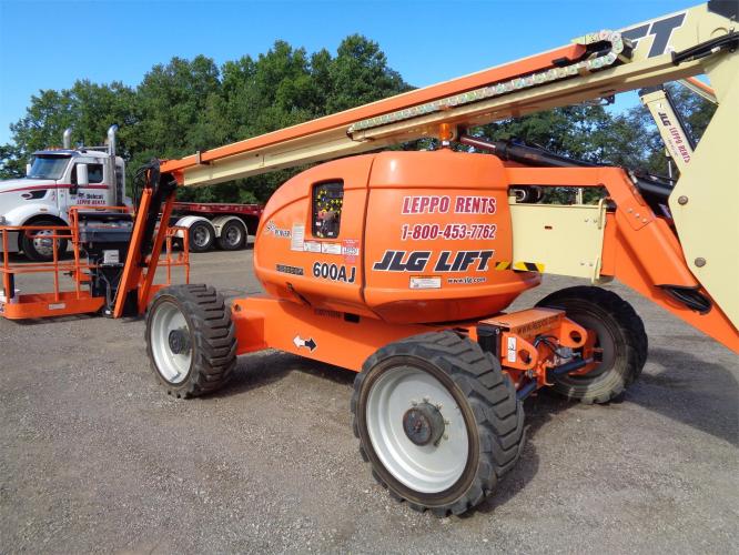 JLG 600AJ