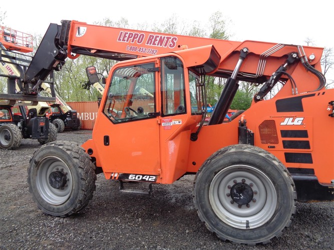 SKY TRAK 6042