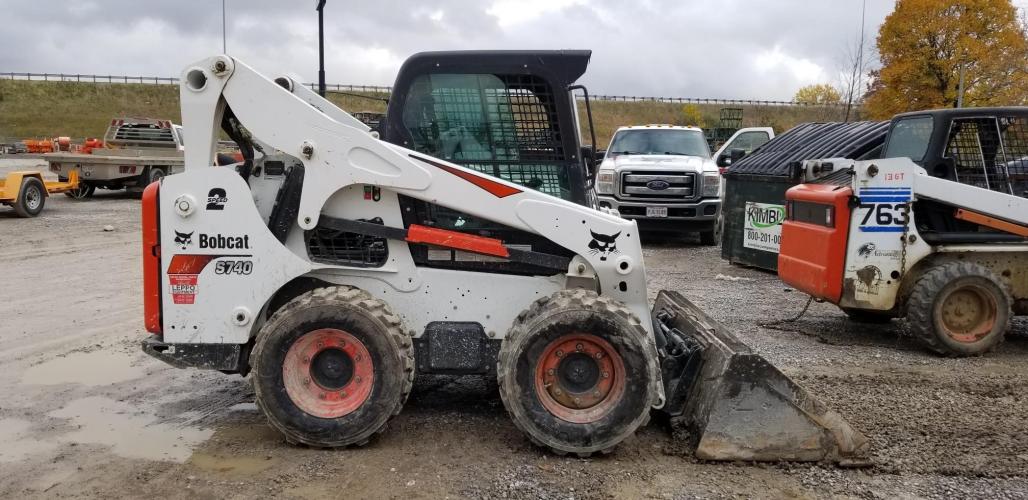 BOBCAT S740