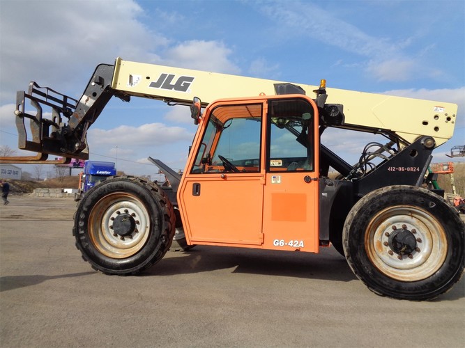 JLG G6-42A