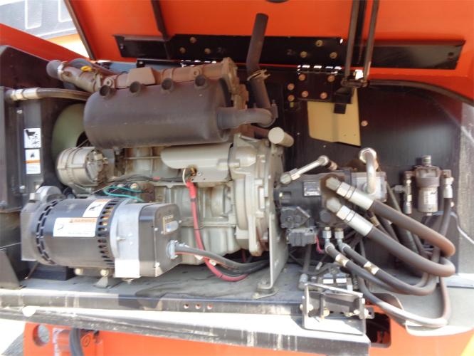 JLG 660SJ