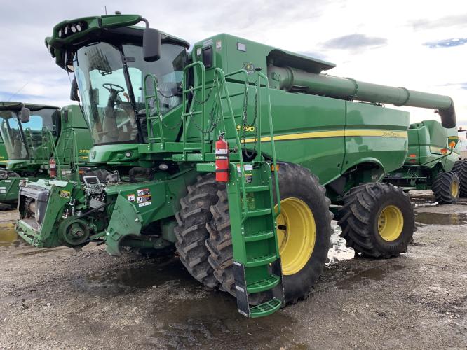John Deere S790
