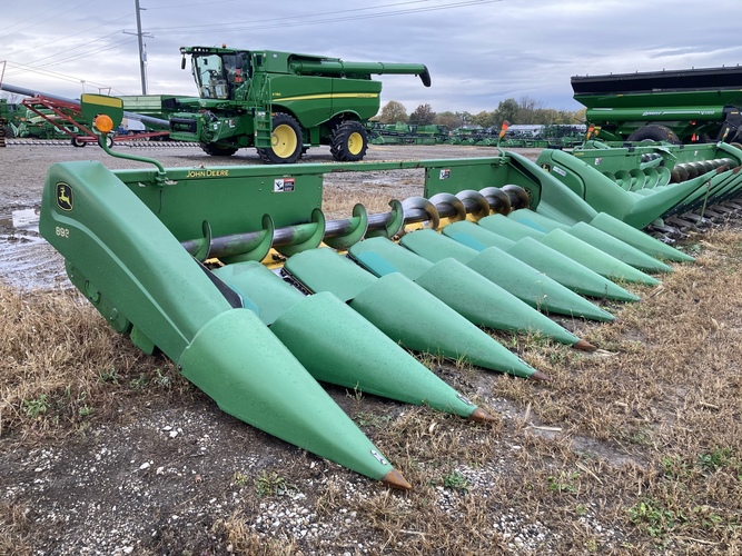 John Deere 893