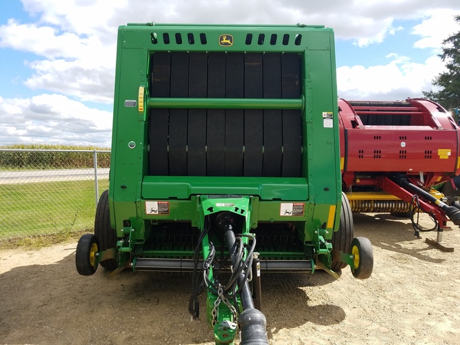John Deere 560M