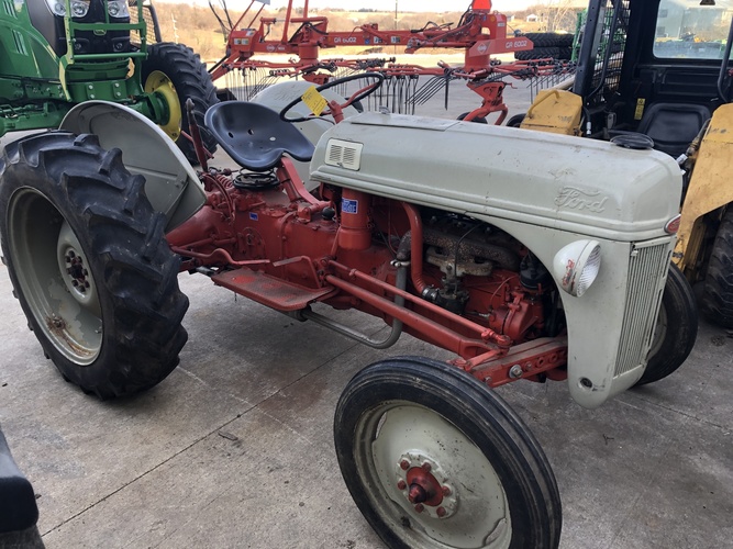 Ford 8N