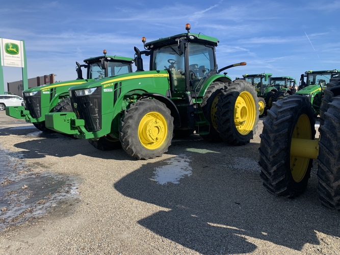 John Deere 8370R