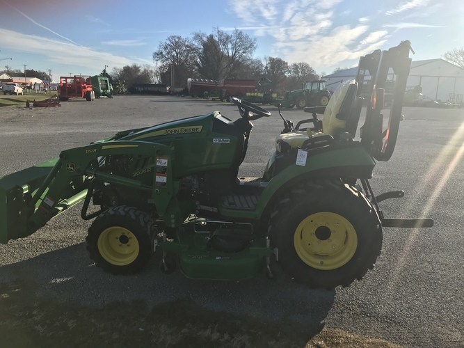 John Deere 2025R
