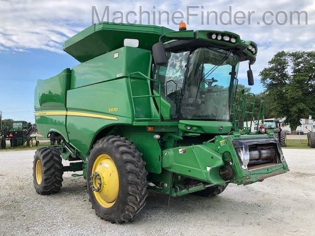 John Deere S670