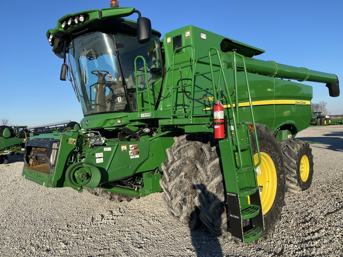 John Deere S780