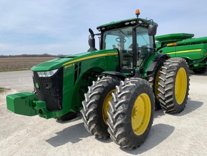John Deere 8400R