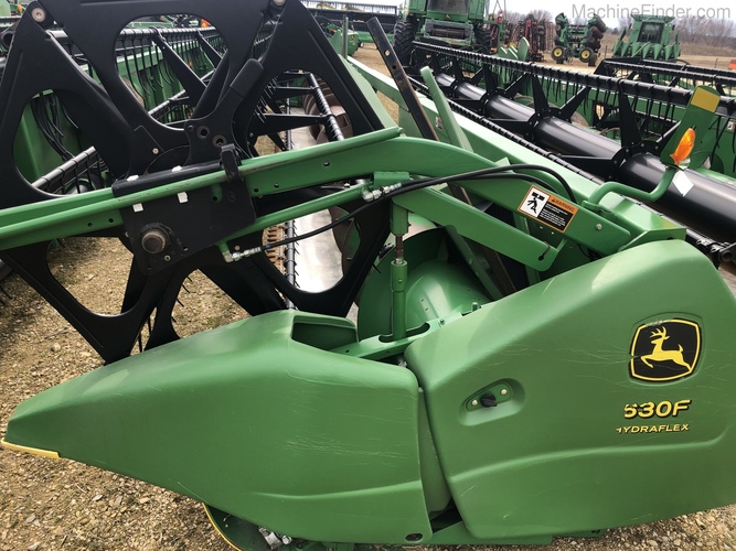John Deere 630F