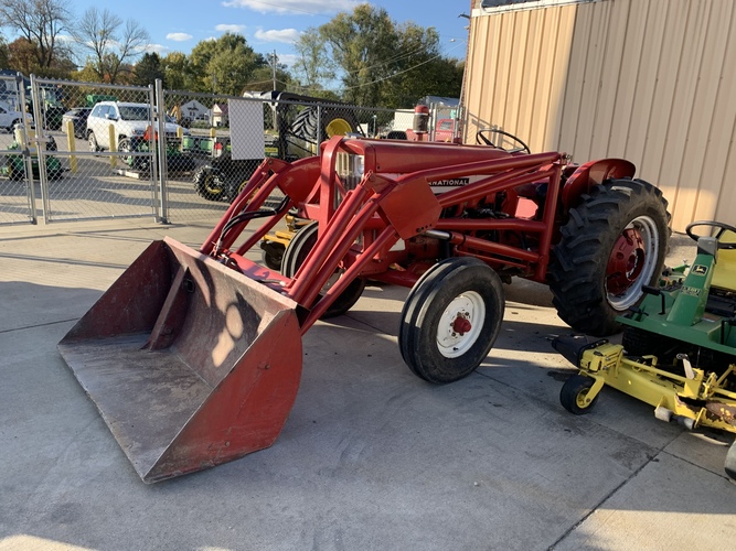 International Harvester 504
