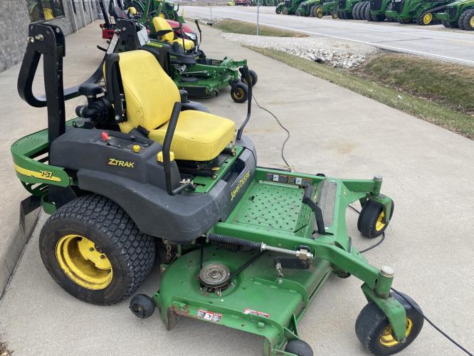 John Deere 757