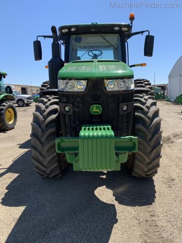 John Deere 8270R