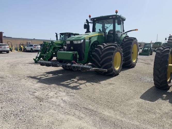 John Deere 8370R