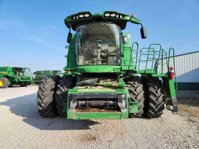John Deere S780