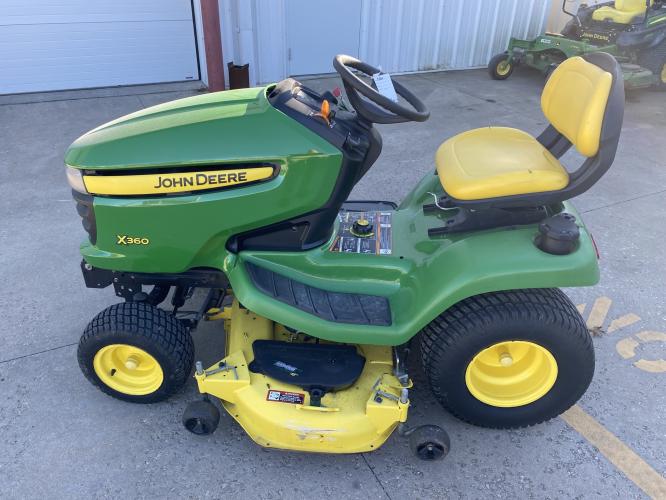 John Deere X360