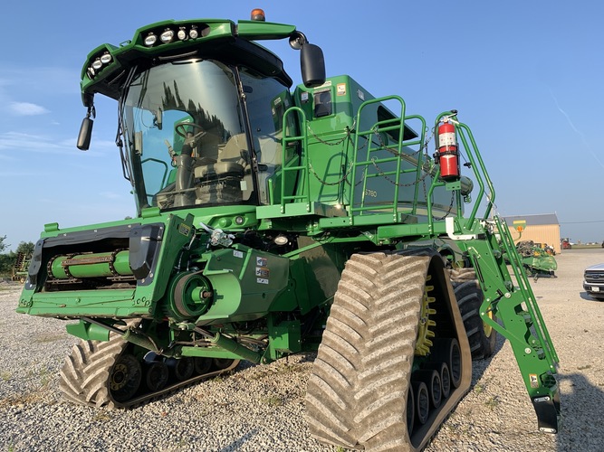 John Deere S780