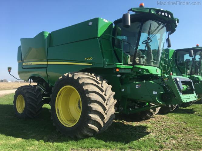 John Deere S790