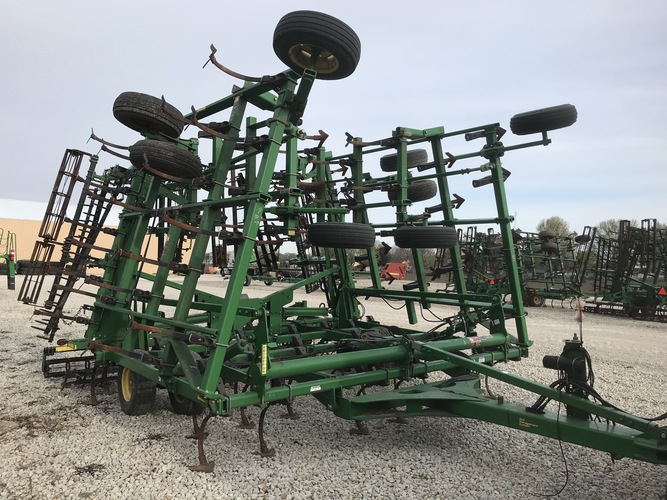 John Deere 2210 LL