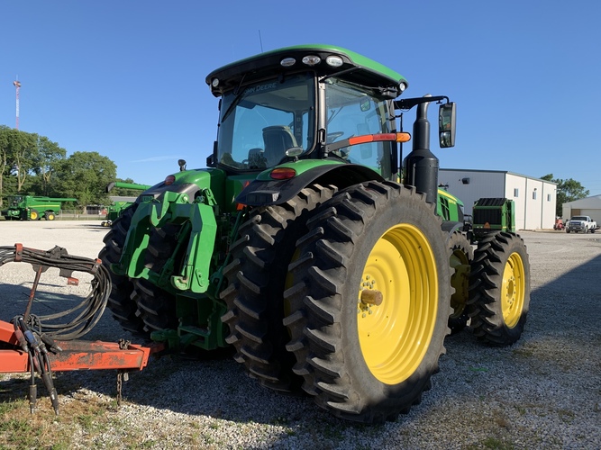 John Deere 8370R