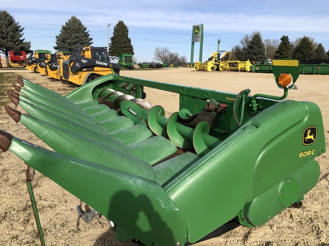 John Deere 608C