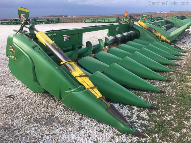 John Deere 608C