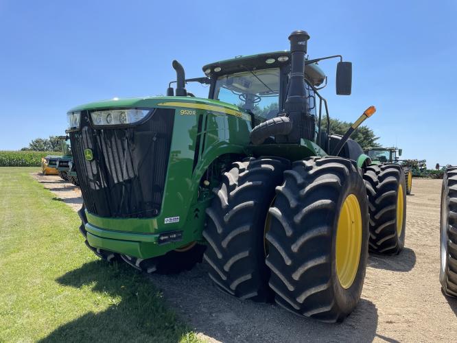 John Deere 9520R