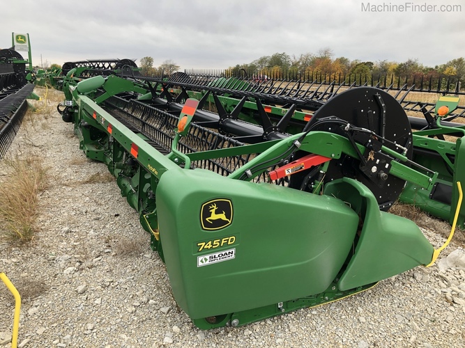 John Deere 745FD