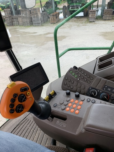 John Deere S680