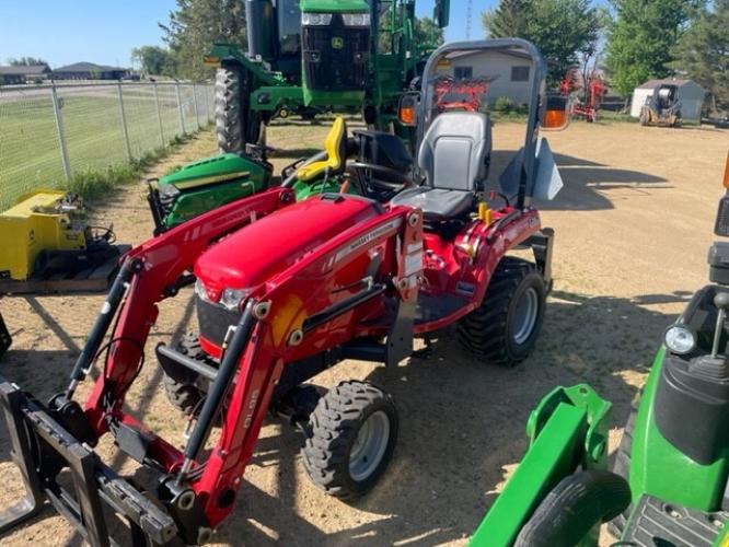 Massey Ferguson GC1715