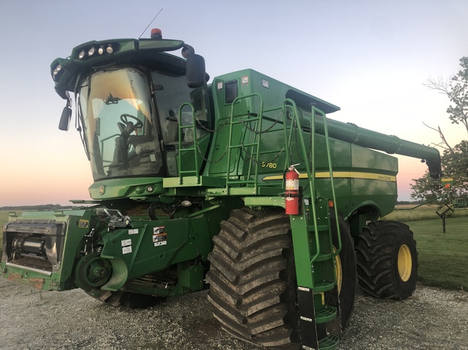 John Deere S780