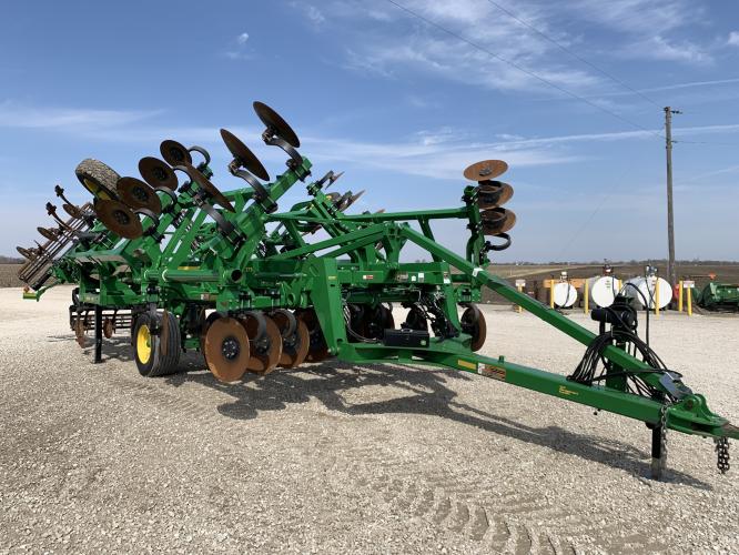 John Deere 2730