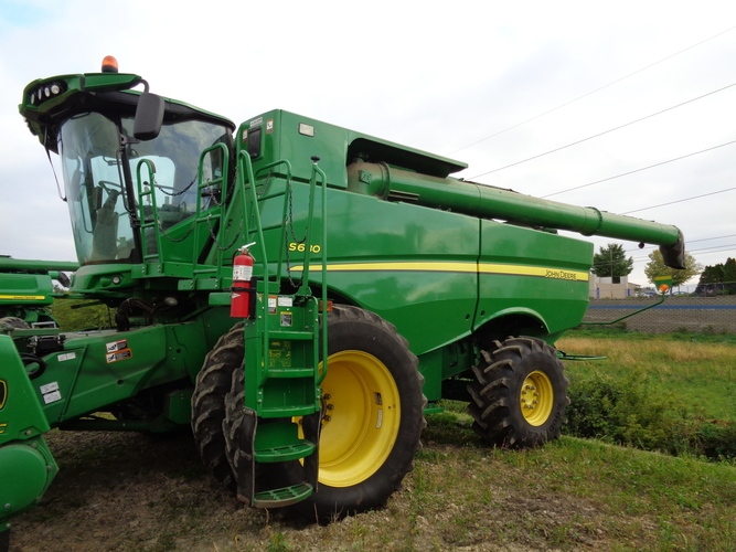 John Deere S680
