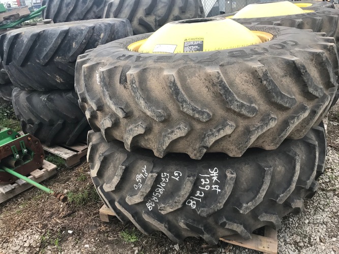 John Deere GY 520/85R38 COMBINE DUAL SET