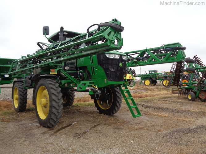 John Deere R4038