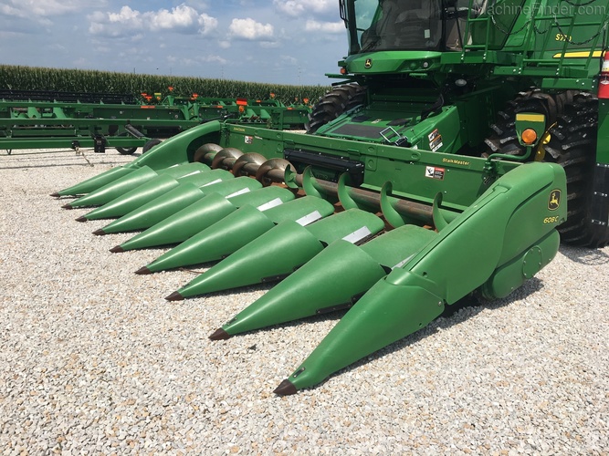John Deere 608C StalkMaster
