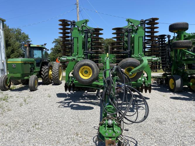 John Deere 2660VT
