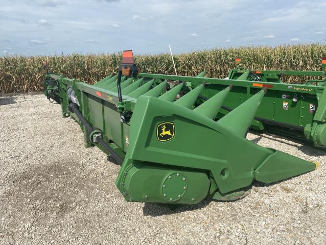 John Deere C12R