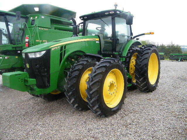 John Deere 8370R