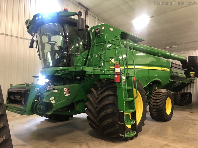 John Deere S780