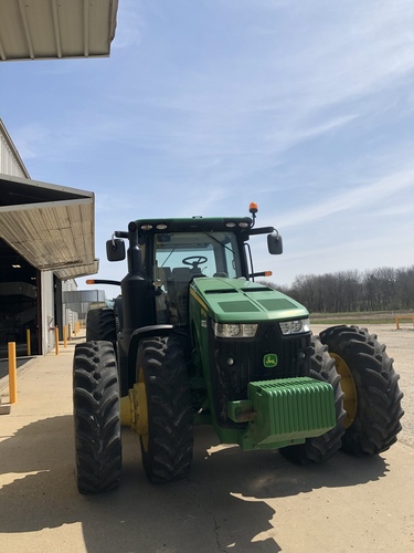 John Deere 8370R