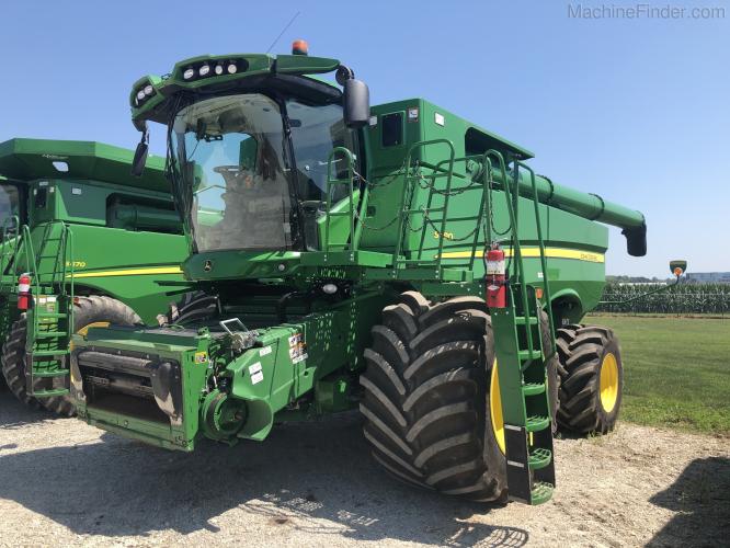 John Deere S780