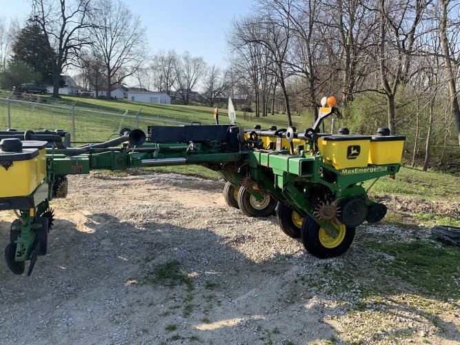 John Deere 1770