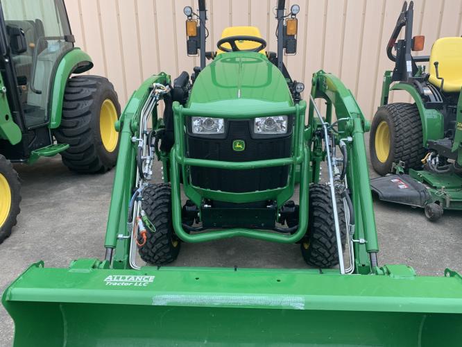 John Deere 1025R
