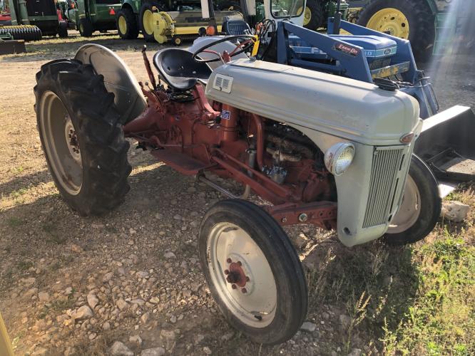 Ford 8N