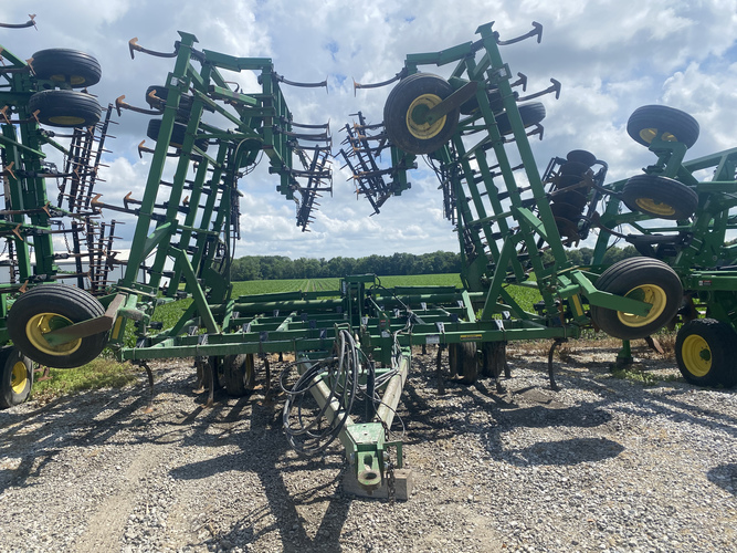 John Deere 980