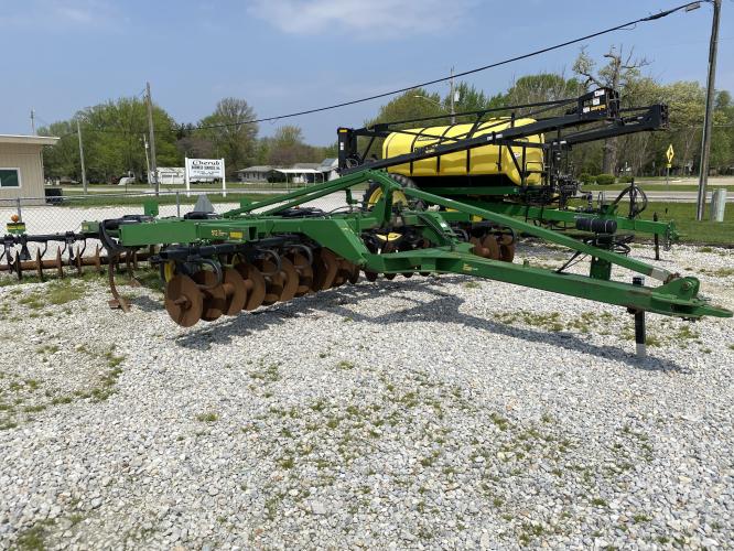 John Deere 512