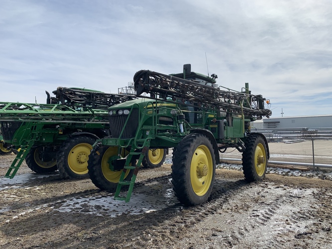 John Deere 4830